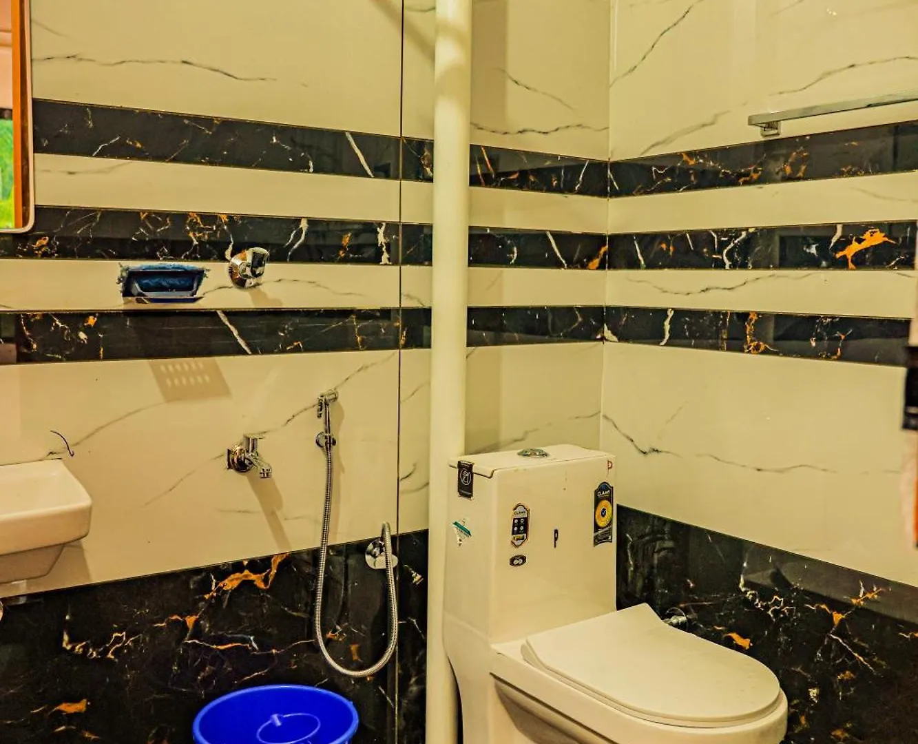 Homestay Marari Eden Castle Apartment Vayalar India