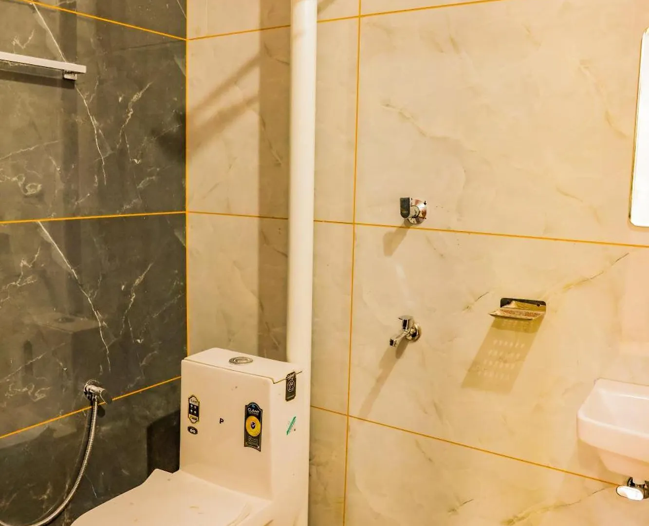 Marari Eden Castle Apartment Vayalar Homestay